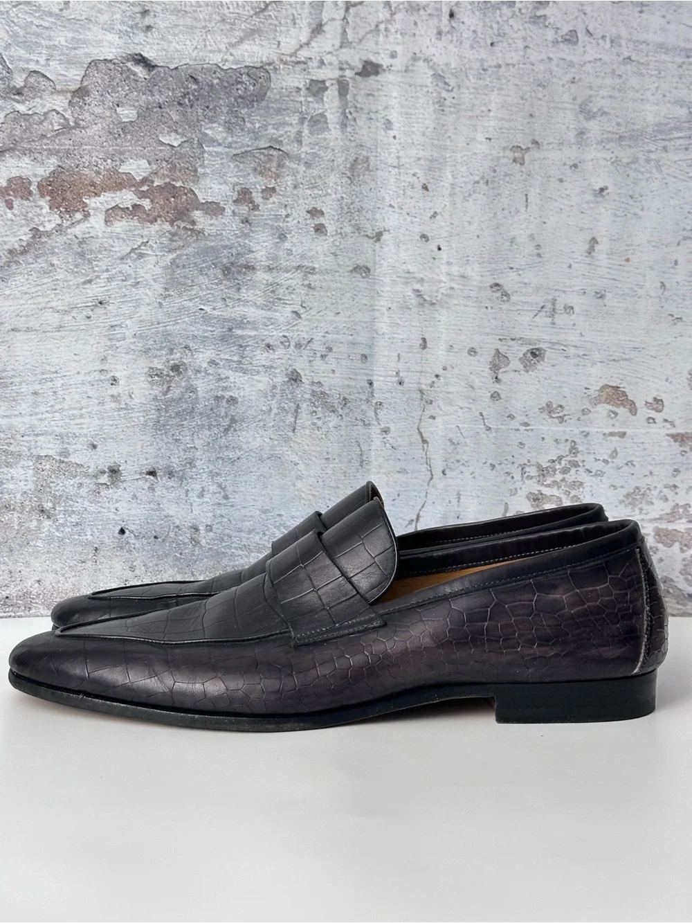 MAGNANNI FLEX Embossed Leather Loafers - Dark Gray